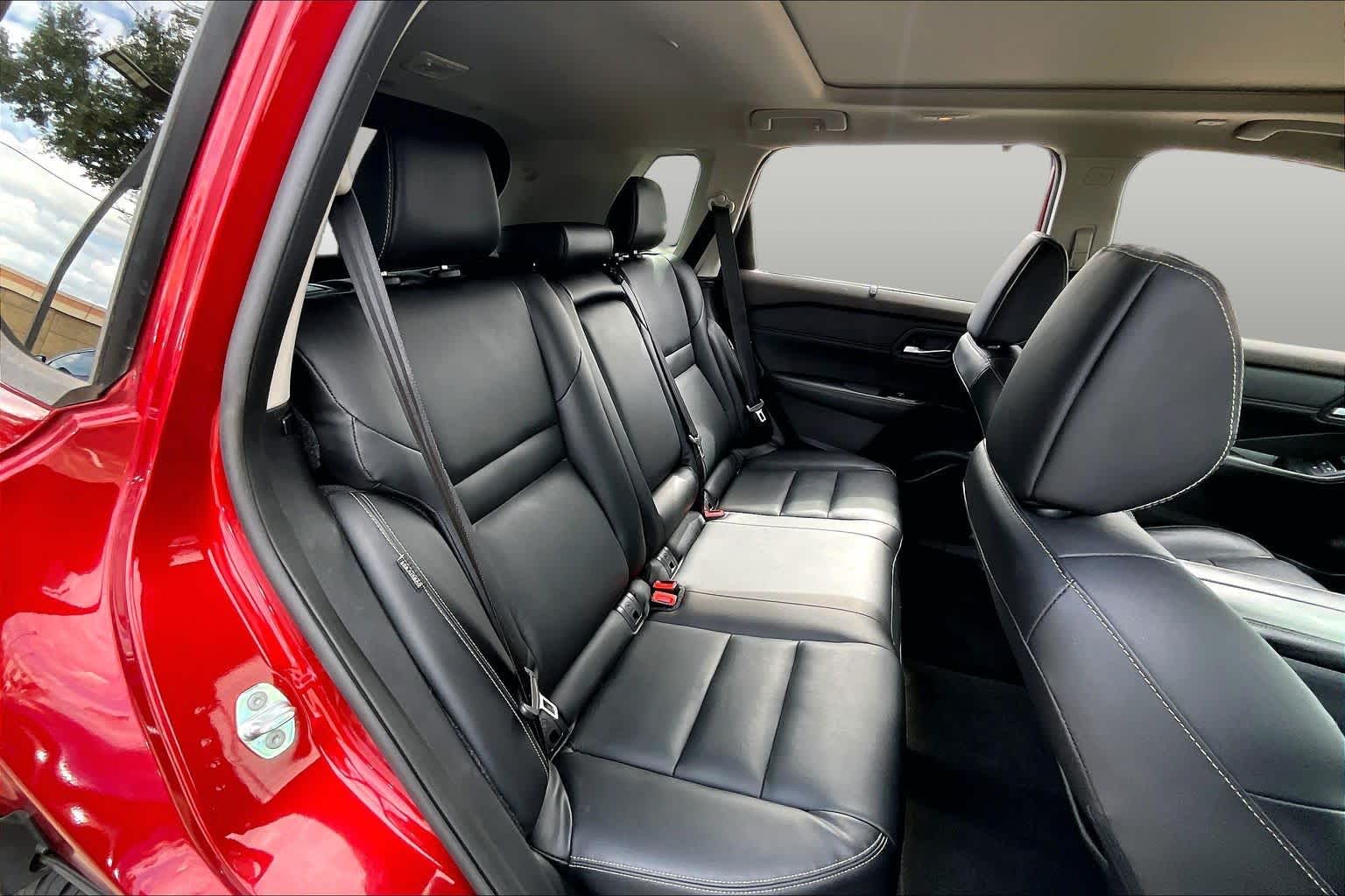 2023 Nissan Rogue photo 21 of 34