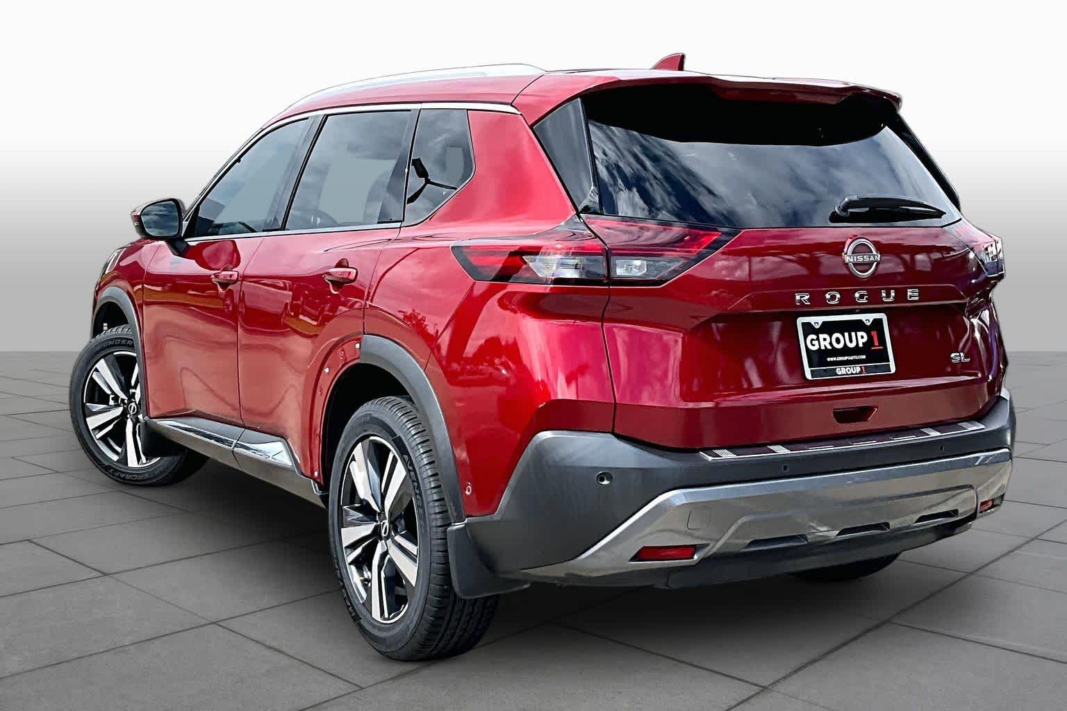 2023 Nissan Rogue photo 12 of 34