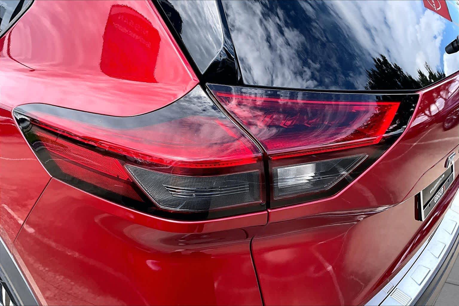 2023 Nissan Rogue photo 28 of 34