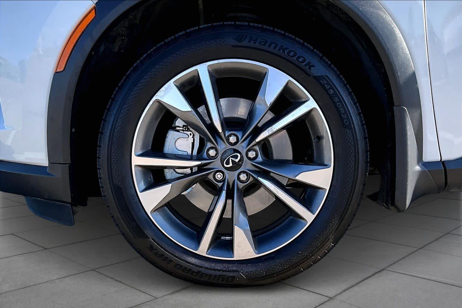 2023 INFINITI QX60 LUXE - 9