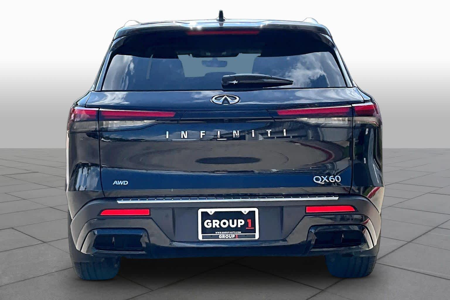 2023 INFINITI QX60 LUXE - 4