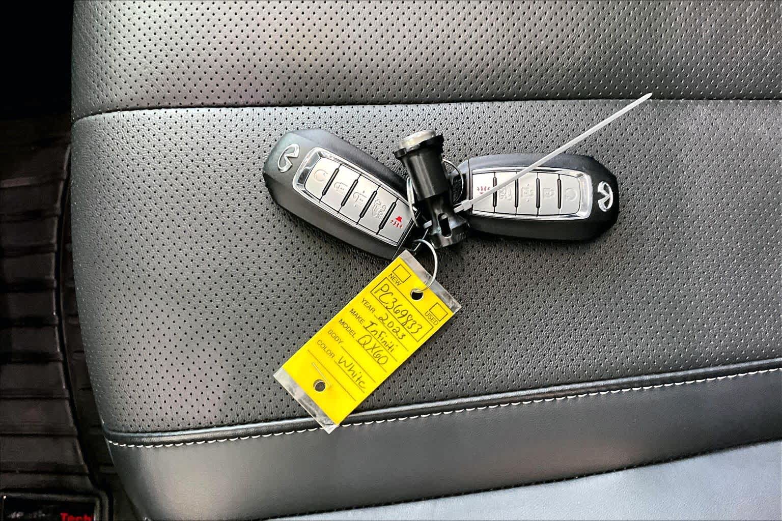 2023 INFINITI QX60 LUXE Majestic White at AutoNation USA Houston