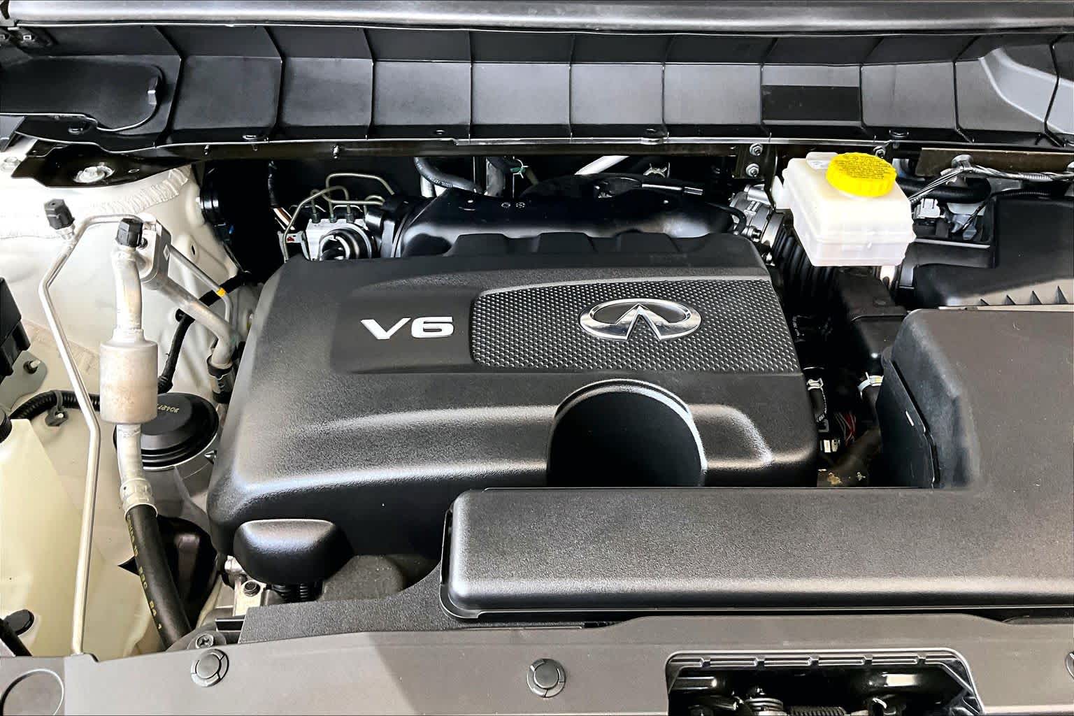 2023 INFINITI QX60 LUXE Majestic White at AutoNation USA Houston