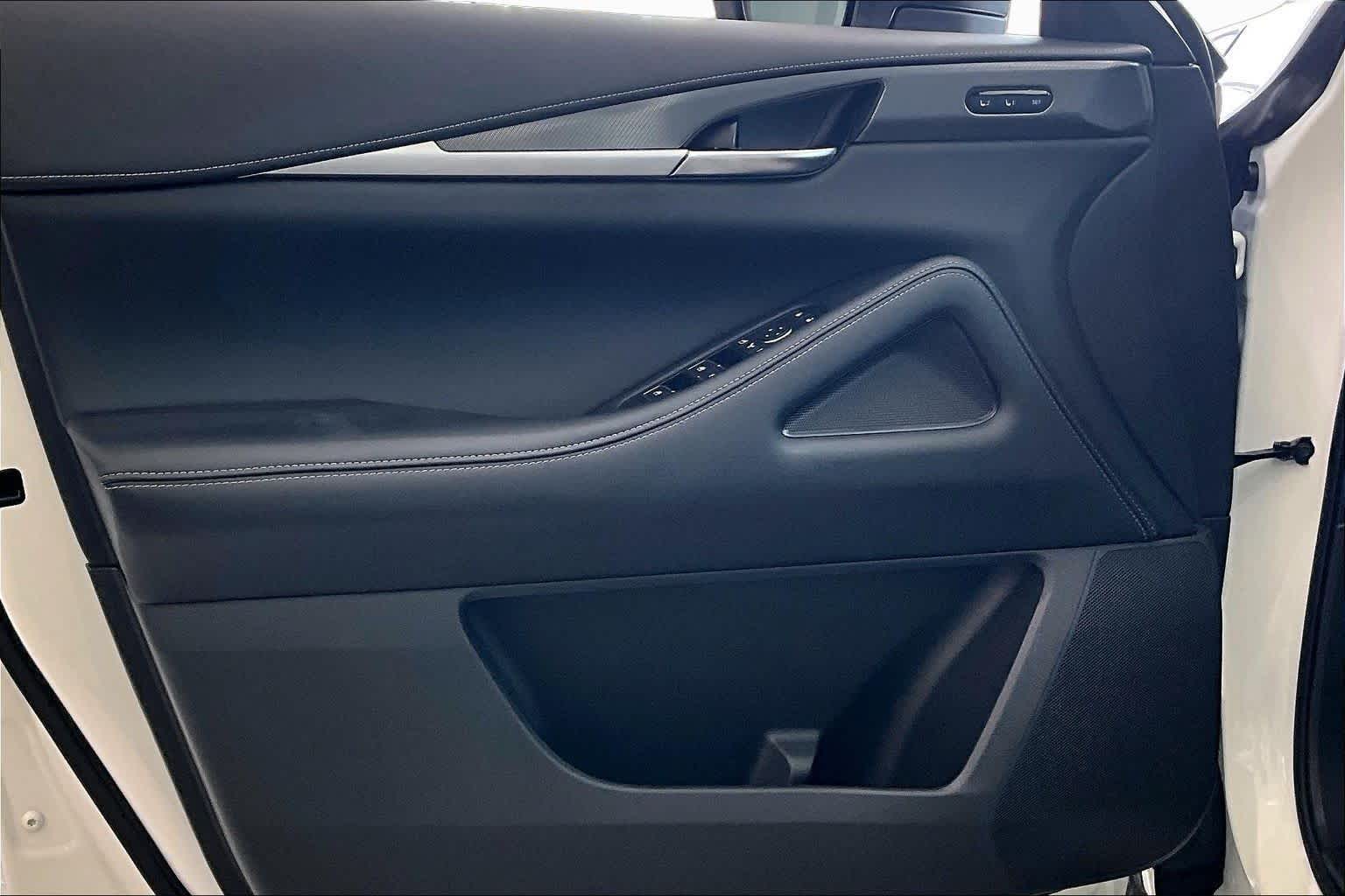 2023 INFINITI QX60 LUXE Majestic White at AutoNation USA Houston