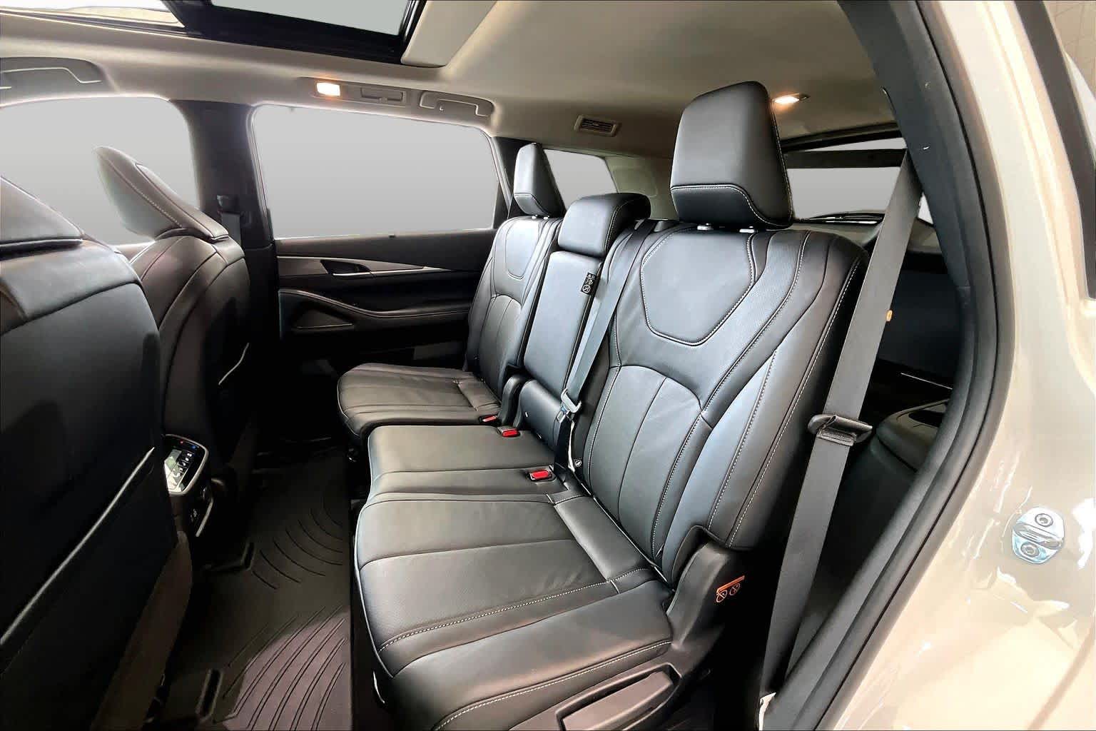 2023 INFINITI QX60 LUXE Majestic White at AutoNation USA Houston