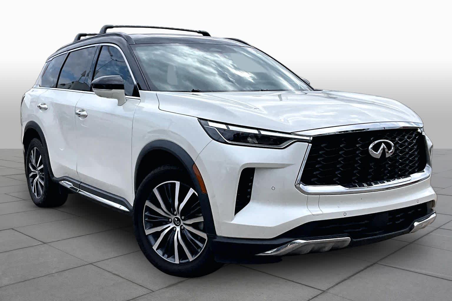 2022 INFINITI QX60 AUTOGRAPH Majestic White/Black Obsidian at Sterling McCall Nissan