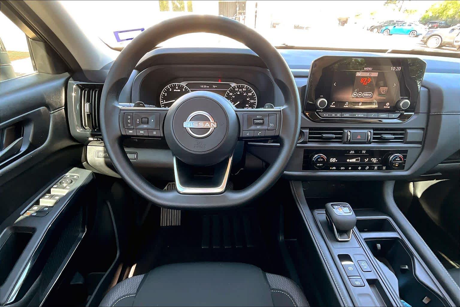 2025 Nissan Pathfinder S - 5