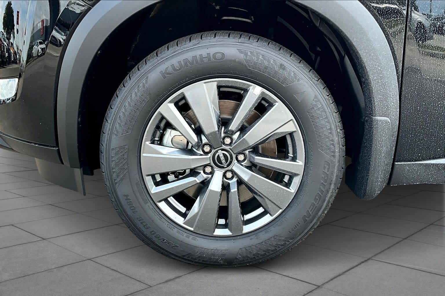 2025 Nissan Pathfinder SV Super Black at Sterling McCall Nissan