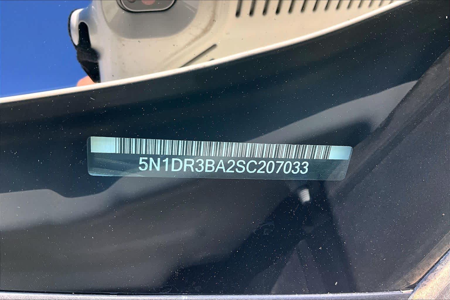 2025 Nissan Pathfinder photo 30 of 30