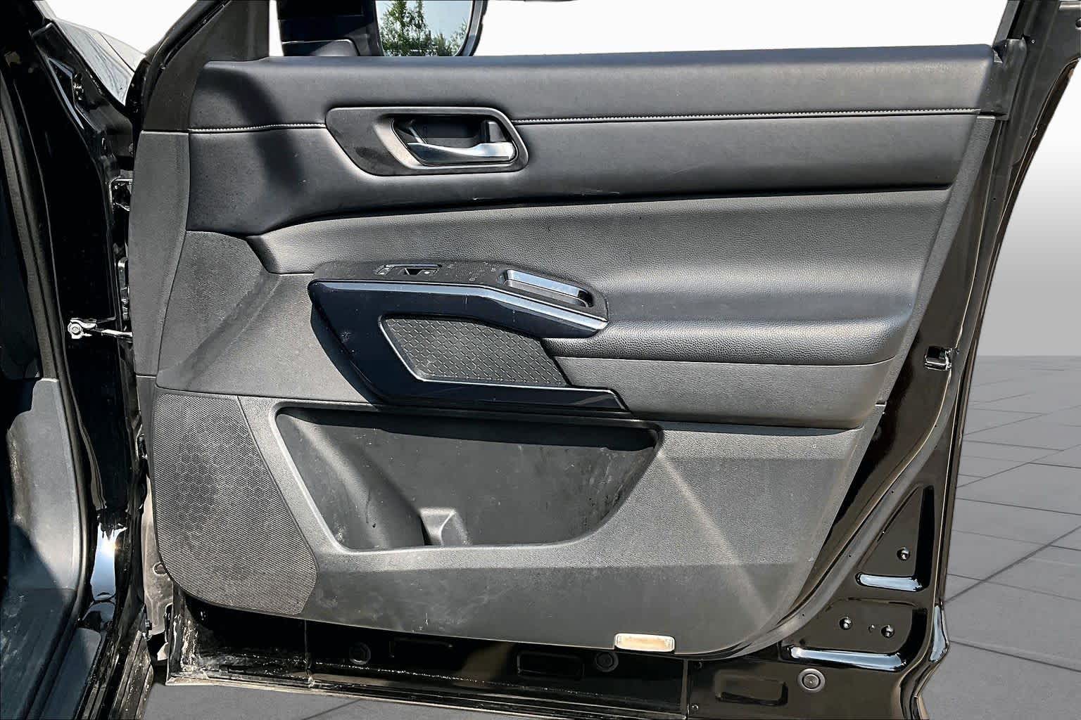 2022 Nissan Pathfinder SV Super Black at AutoNation USA Katy