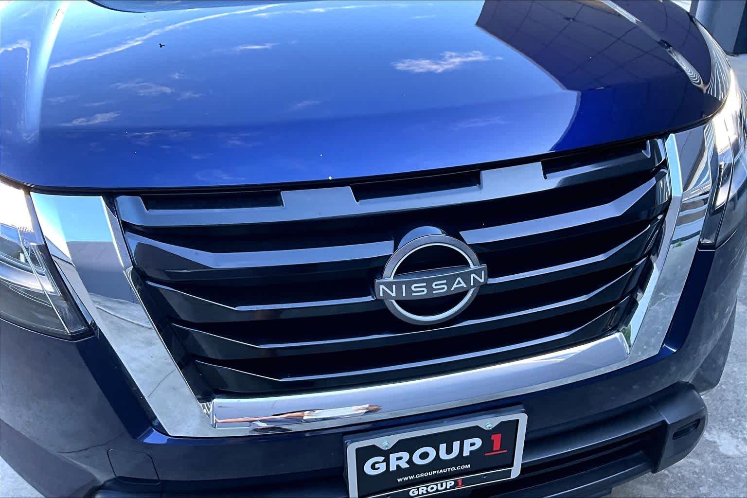 2022 Nissan Pathfinder SV Deep Ocean Blue Pearl at Tomball Ford