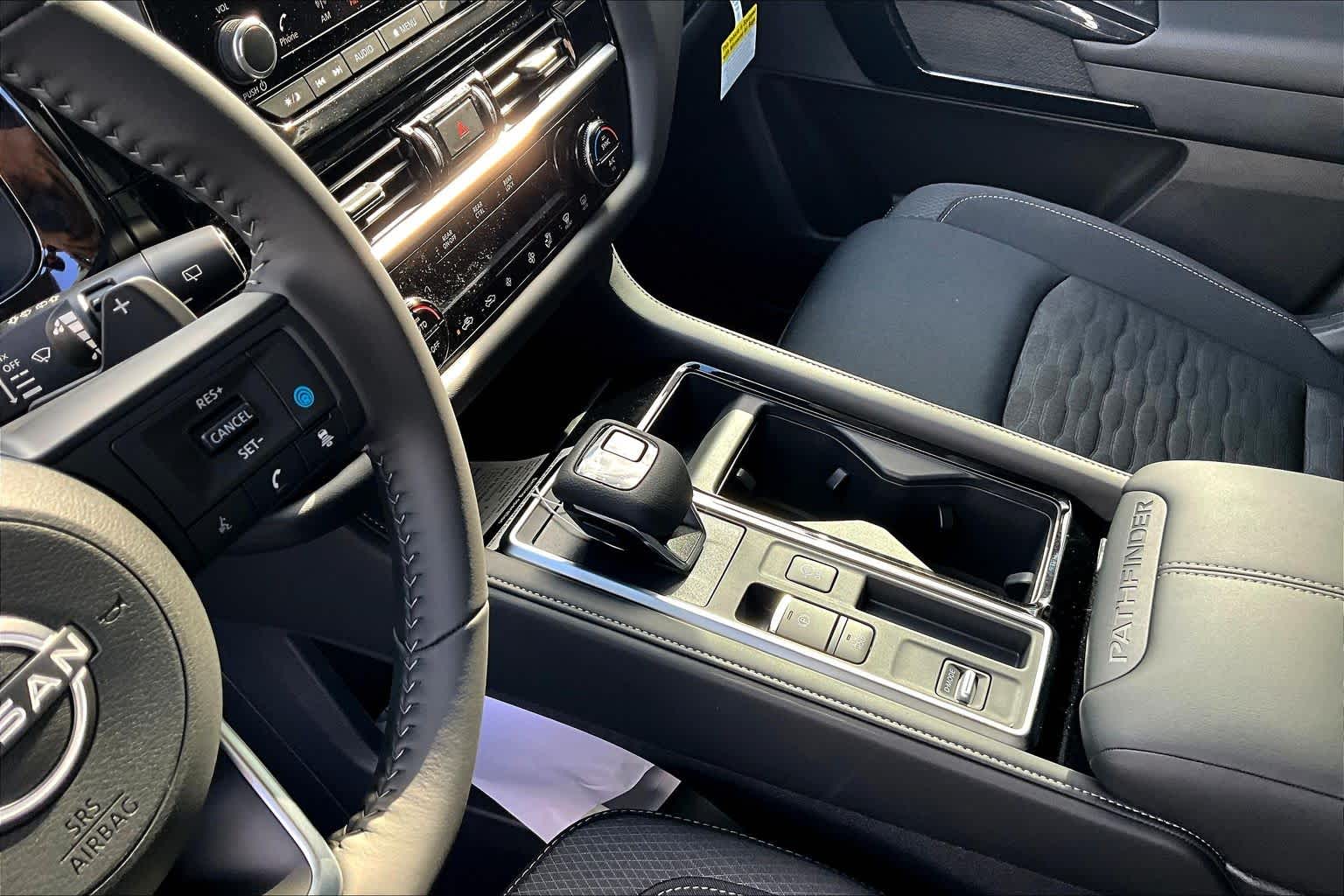 2025 Nissan Pathfinder SV Everest White Pearl Tricoat at Sterling McCall Nissan