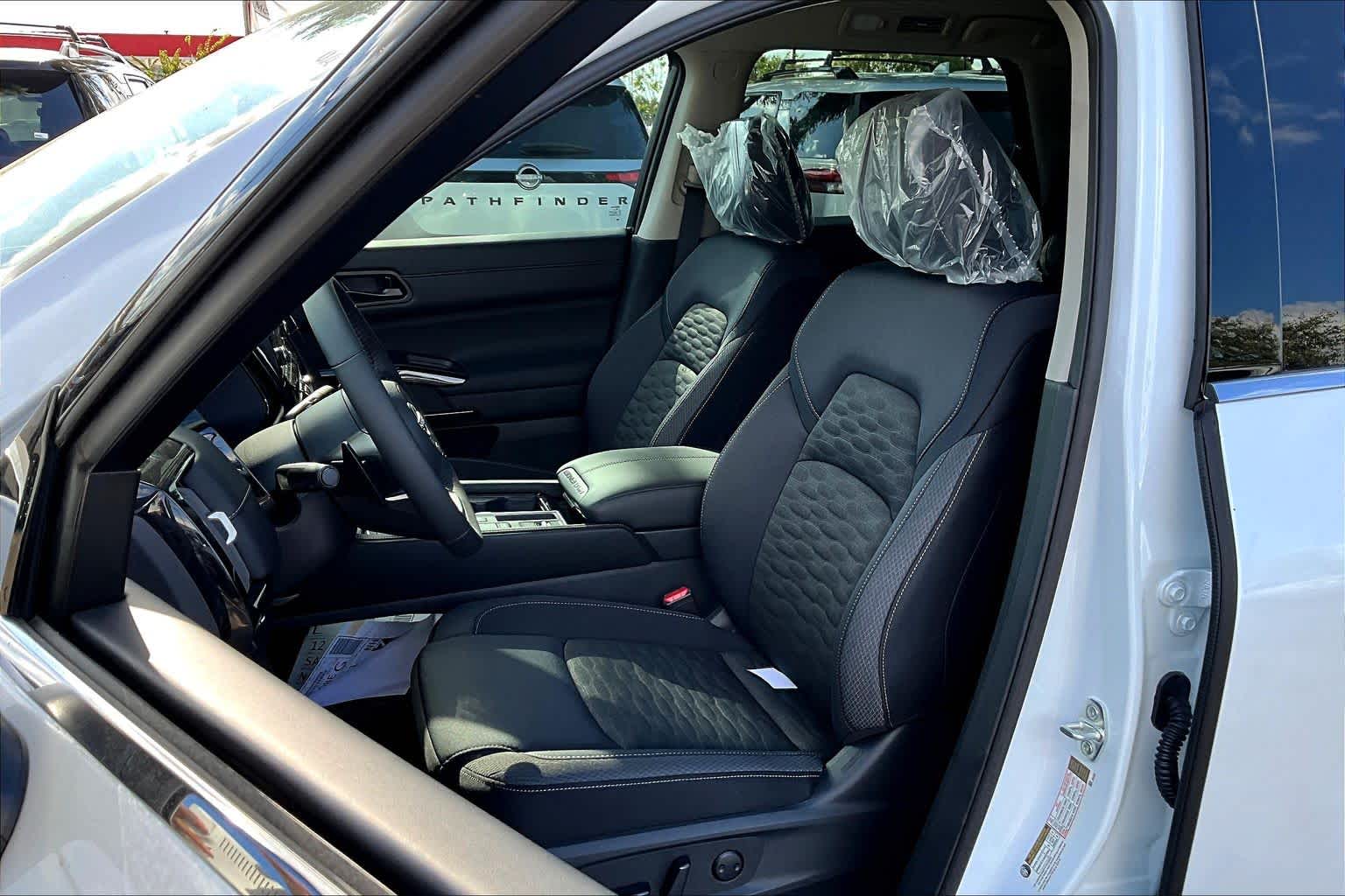 2025 Nissan Pathfinder SV Everest White Pearl Tricoat at Sterling McCall Nissan