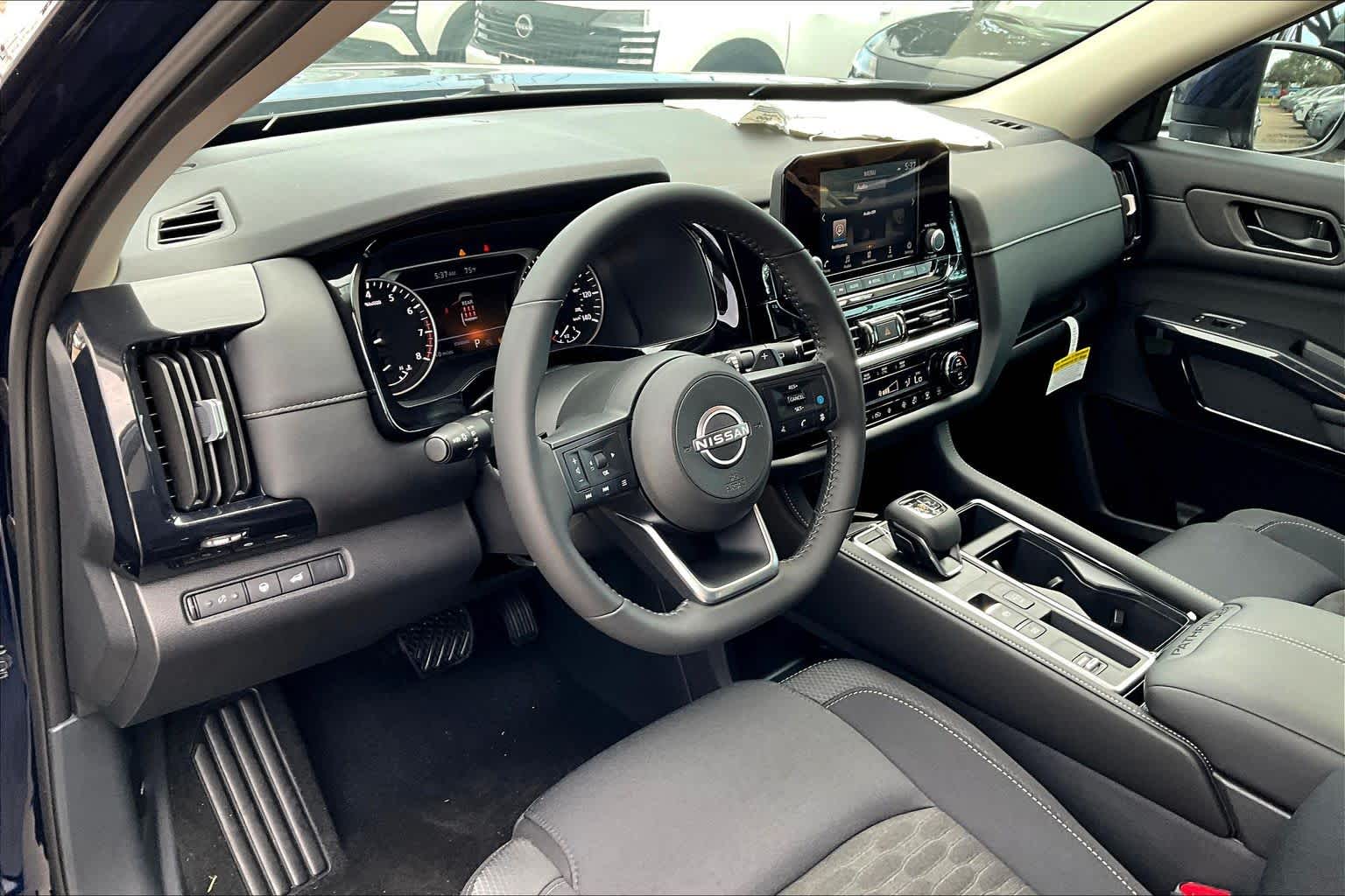 2025 Nissan Pathfinder SV Deep Ocean Blue Pearl at Sterling McCall Nissan