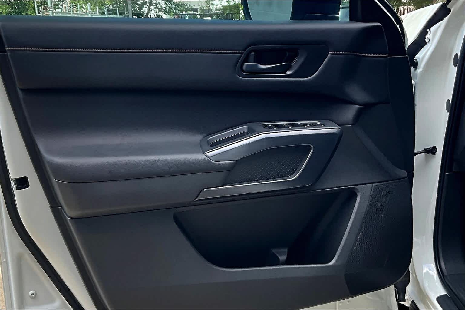 2023 Nissan Pathfinder Rock Creek 2T WHT BLK ROOF at AutoNation USA Katy