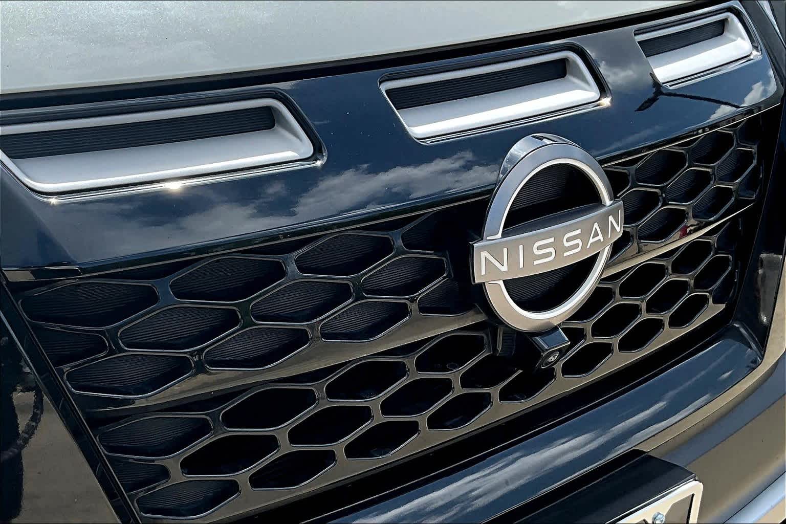 2023 Nissan Pathfinder Rock Creek 2T WHT BLK ROOF at AutoNation USA Katy