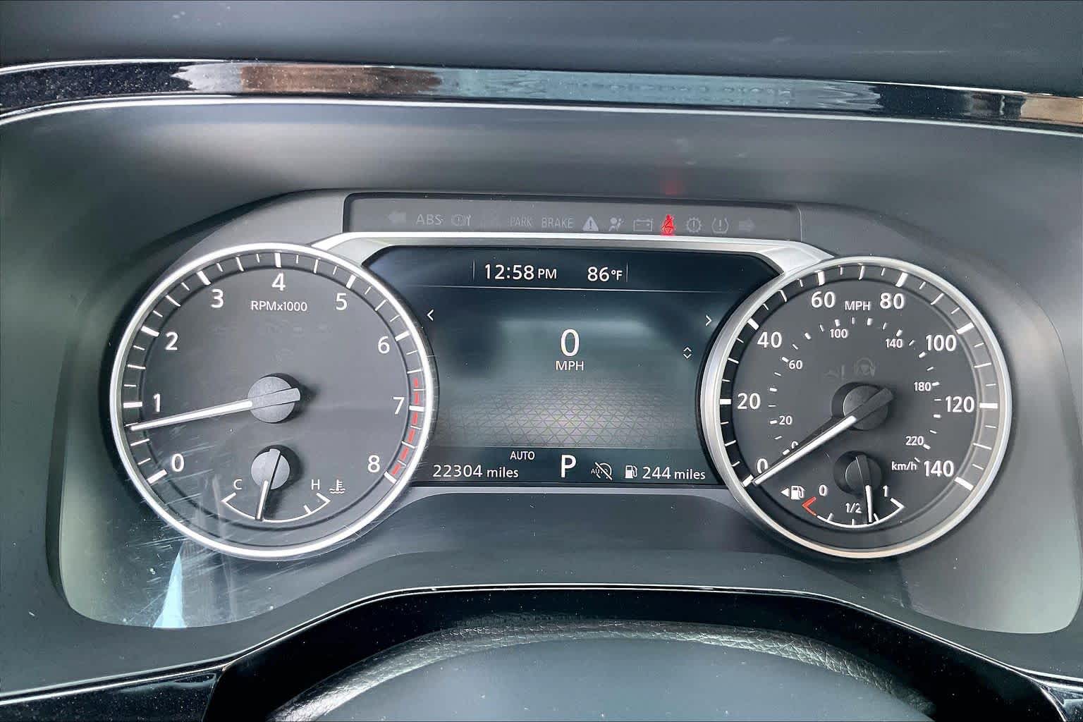 2025 Nissan Pathfinder photo 25 of 34