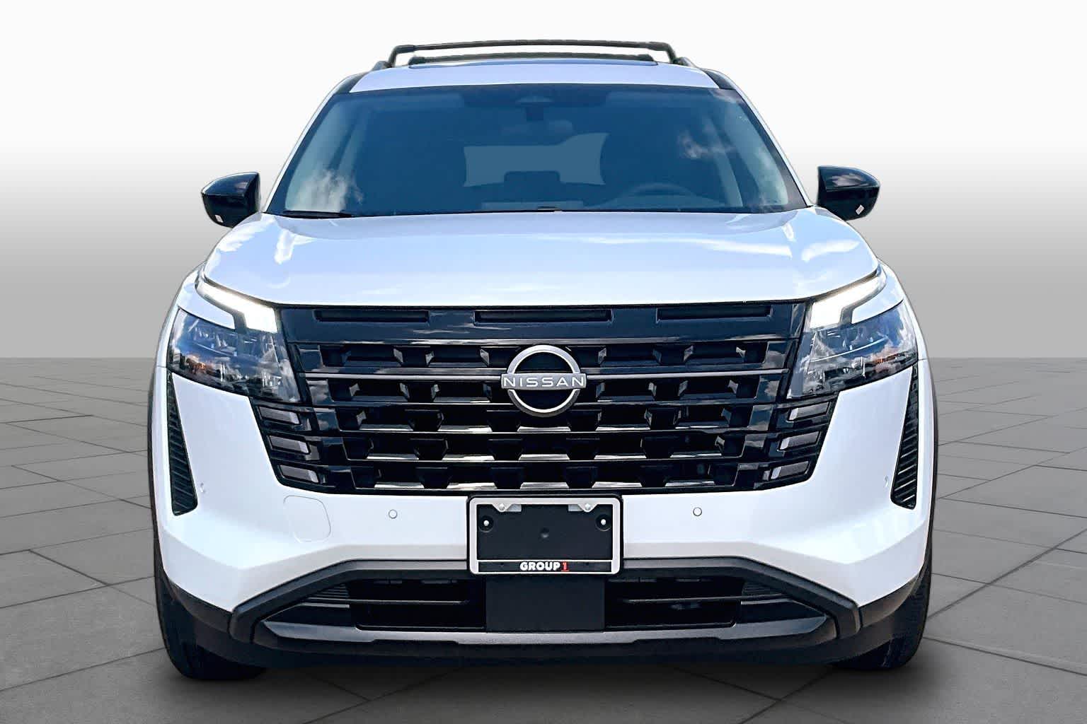 2026 Nissan Pathfinder SV Everest White Pearl Tricoat at Sterling McCall Nissan