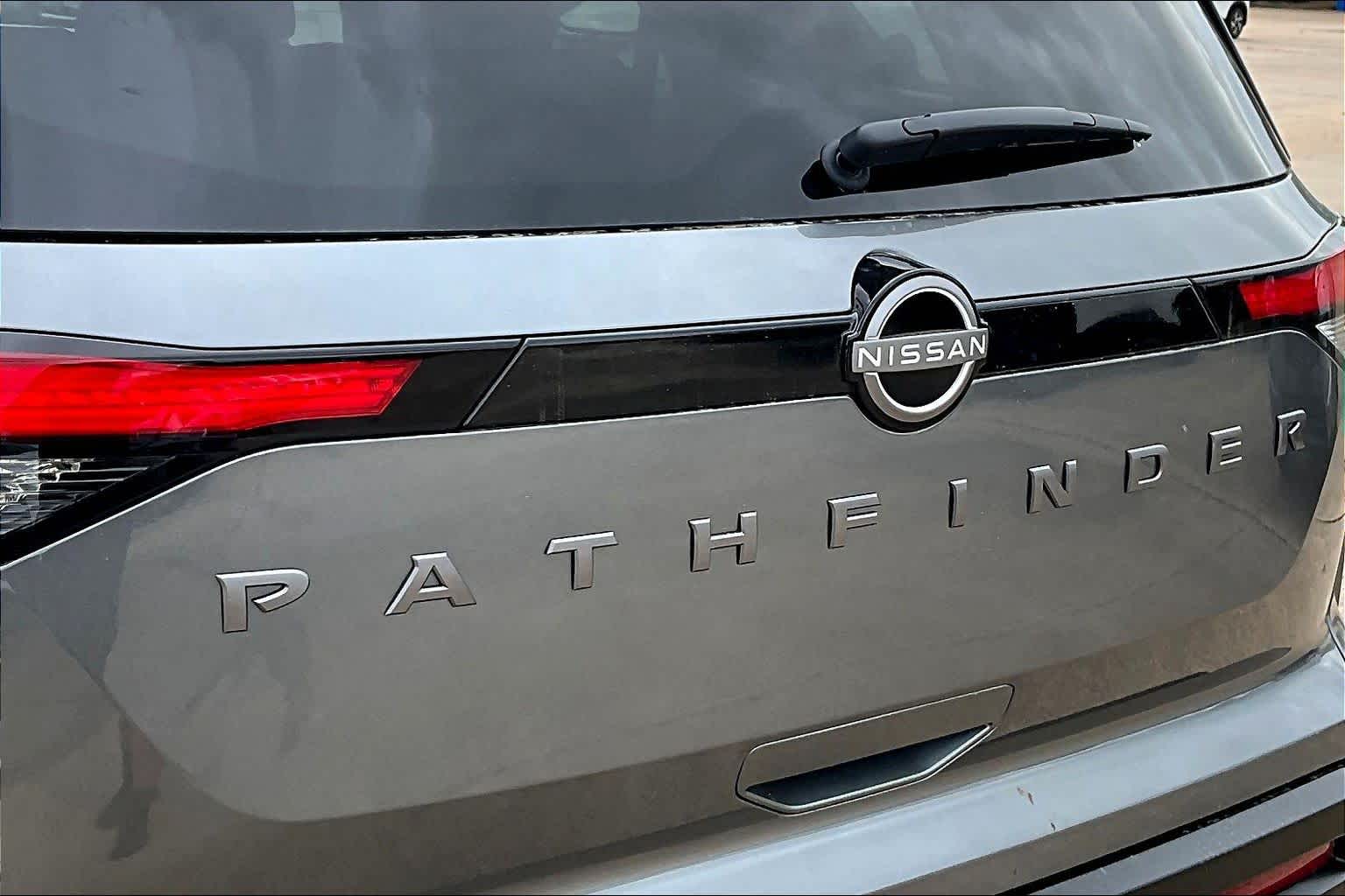 2026 Nissan Pathfinder SV Gun Metallic at Baytown Ford