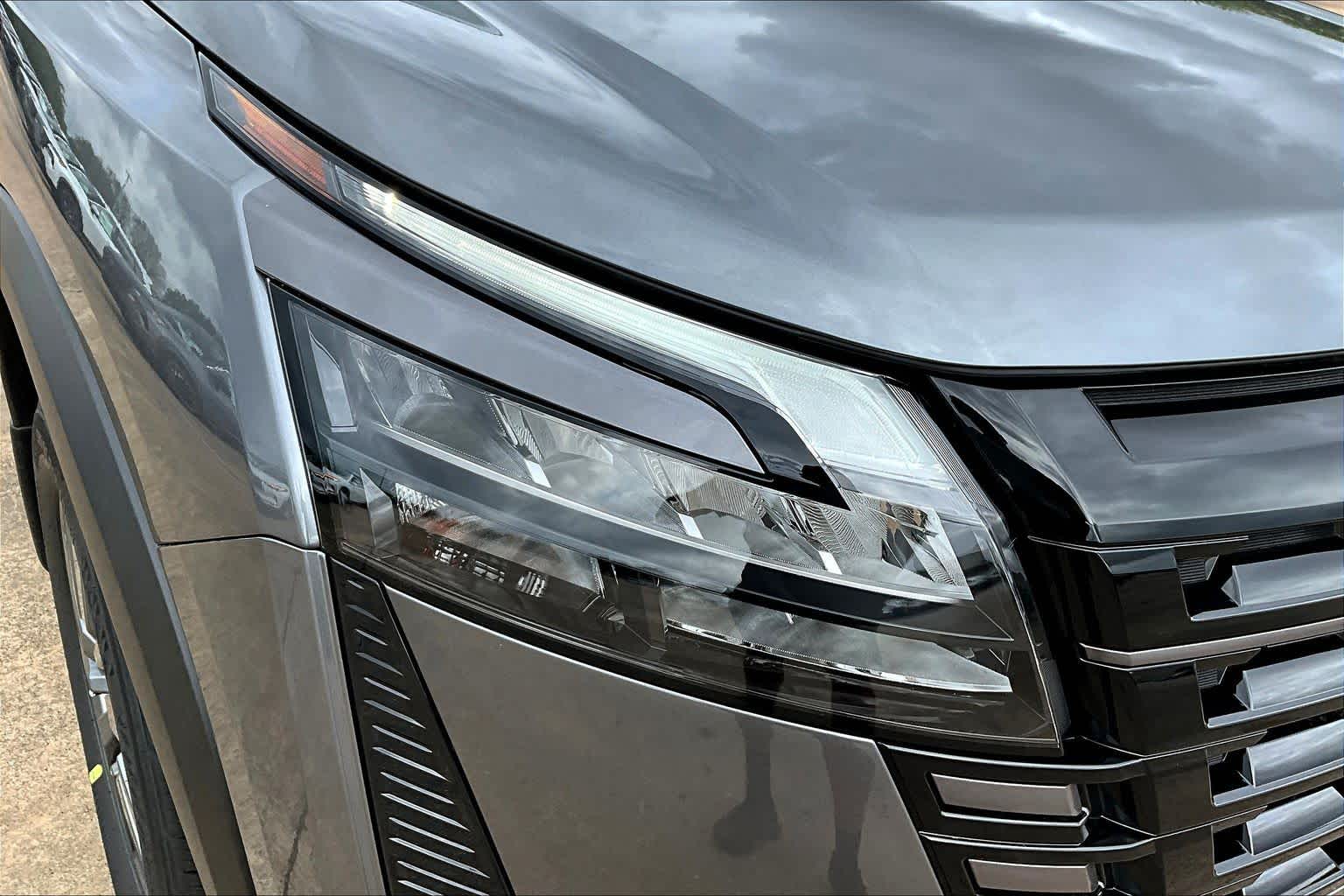 2026 Nissan Pathfinder SV Gun Metallic at Baytown Ford