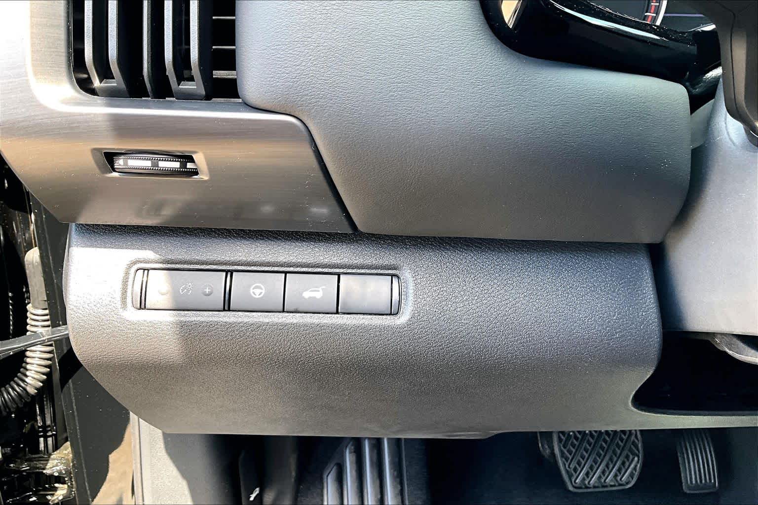 2026 Nissan Pathfinder Rock Creek Super Black at Price LeBlanc Nissan