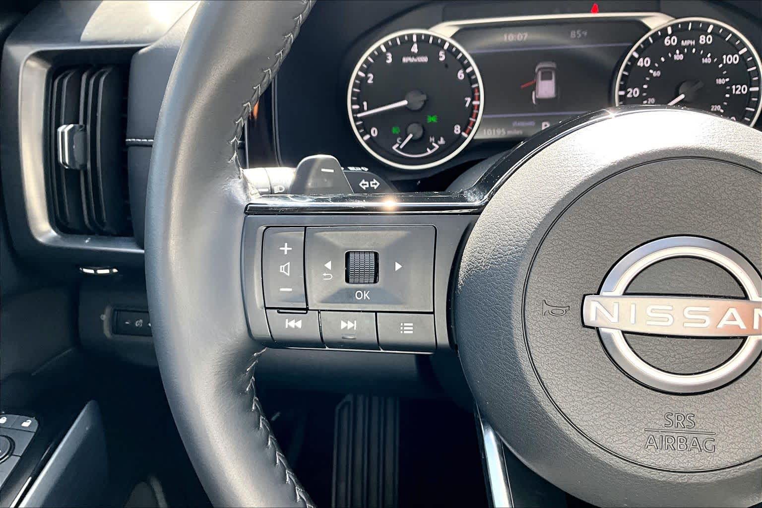 2024 Nissan Pathfinder SL Pearl White Tricoat at Honda of Clear Lake