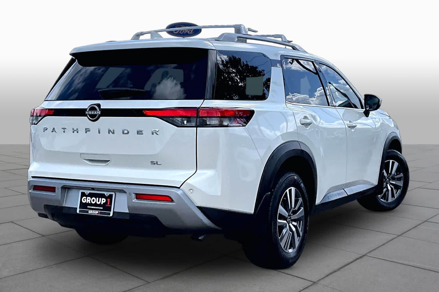 2024 Nissan Pathfinder SL Pearl White Tricoat at Honda of Clear Lake