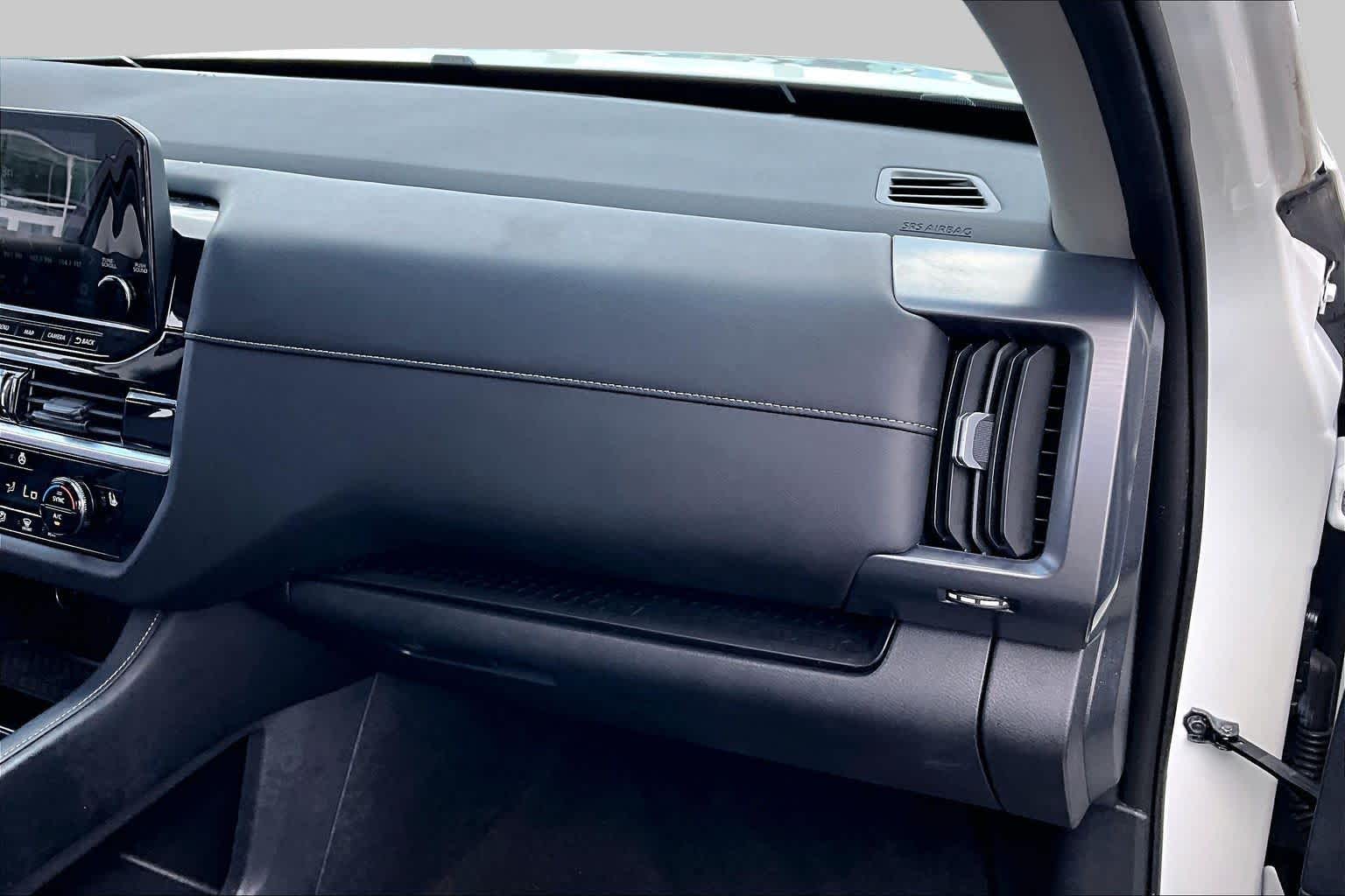2024 Nissan Pathfinder SL Pearl White Tricoat at Honda of Clear Lake