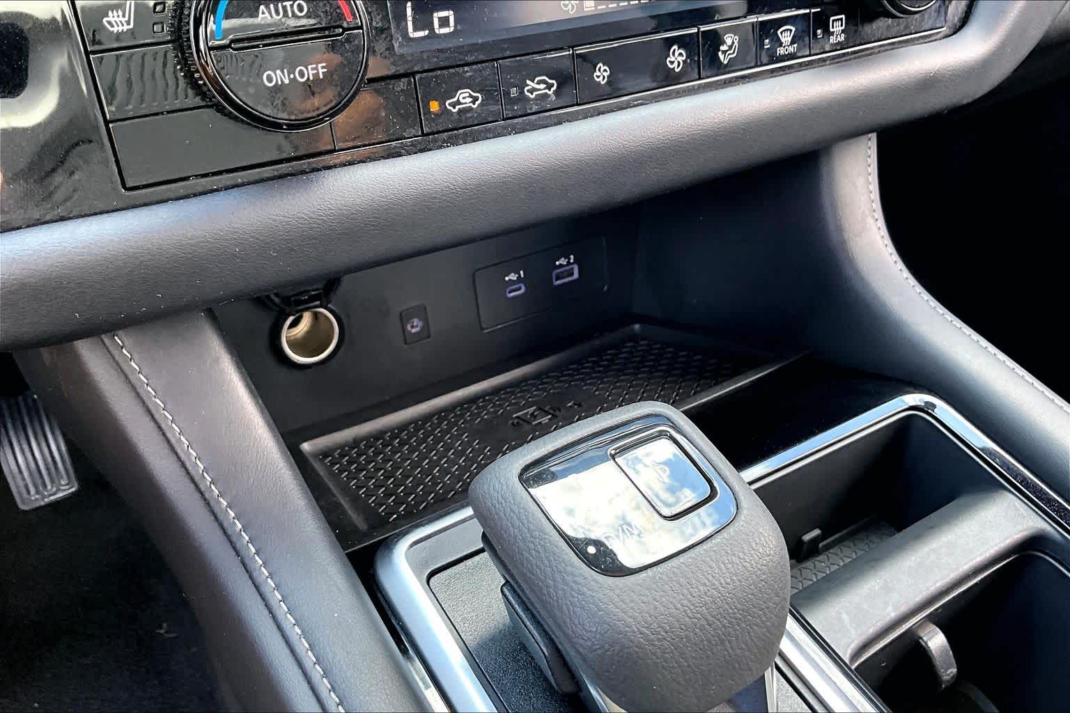 2024 Nissan Pathfinder SL Pearl White Tricoat at Honda of Clear Lake