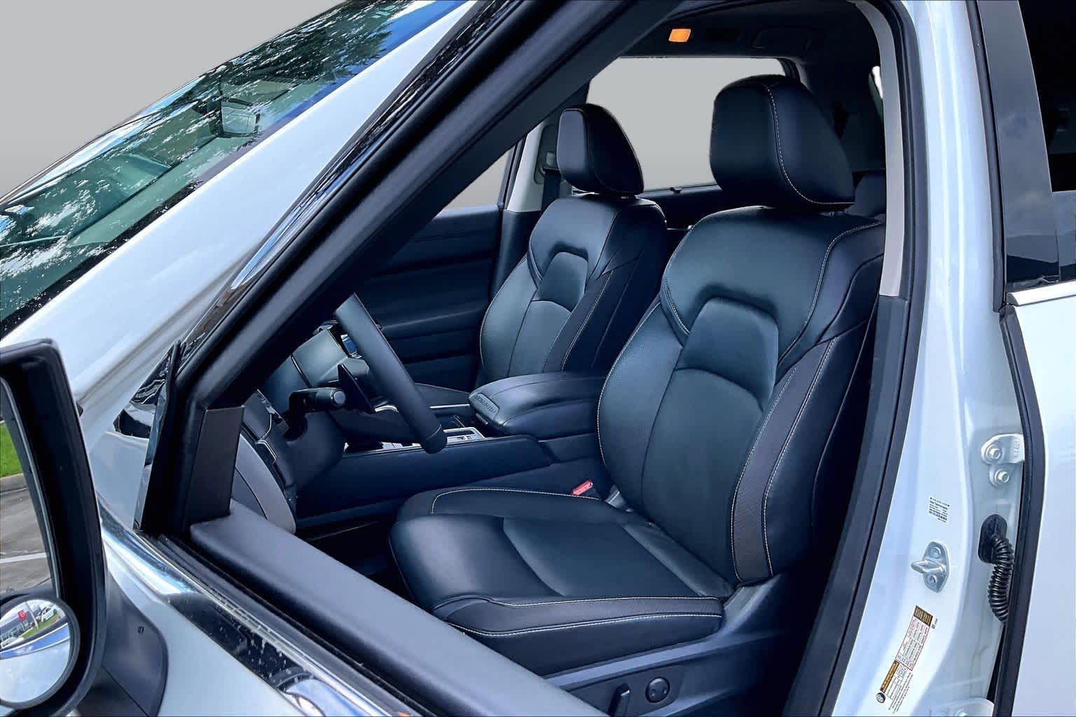 2024 Nissan Pathfinder SL Pearl White Tricoat at Honda of Clear Lake