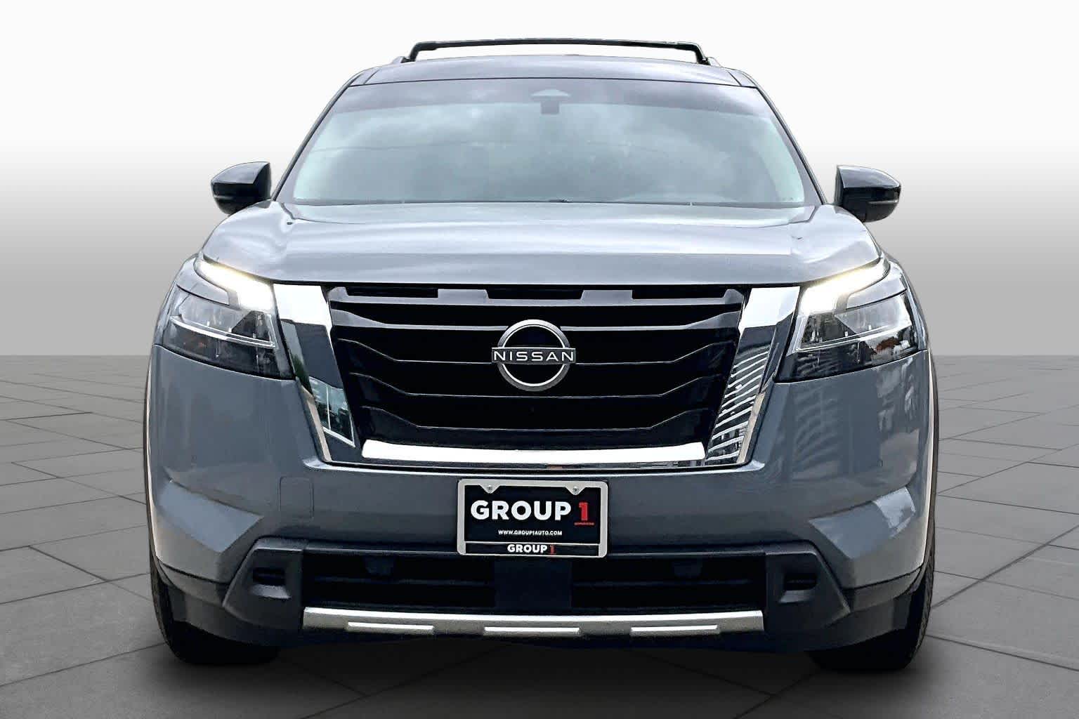 2023 Nissan Pathfinder SL Solid Gray/Super Black at Texan GMC Buick