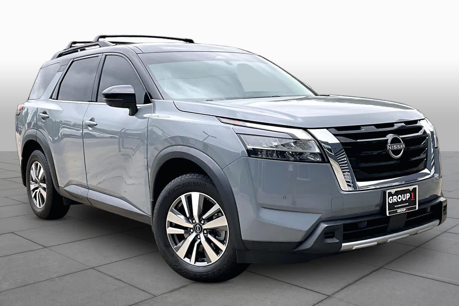 2023 Nissan Pathfinder SL Solid Gray/Super Black at Texan GMC Buick