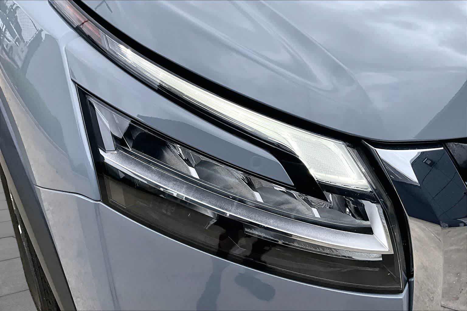 2023 Nissan Pathfinder SL Solid Gray/Super Black at Honda of Clear Lake