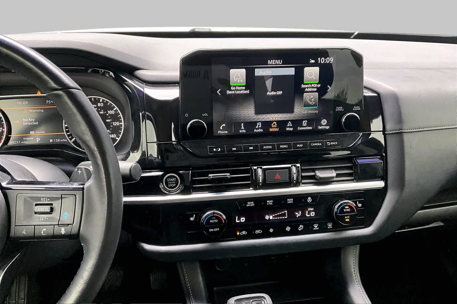 2023 Nissan Pathfinder SL - 6