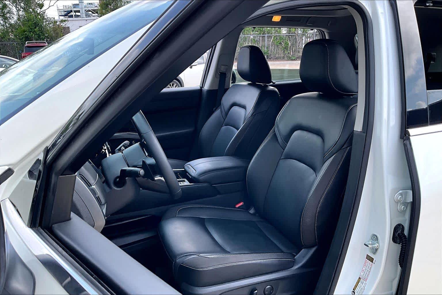 2023 Nissan Pathfinder SL - 7