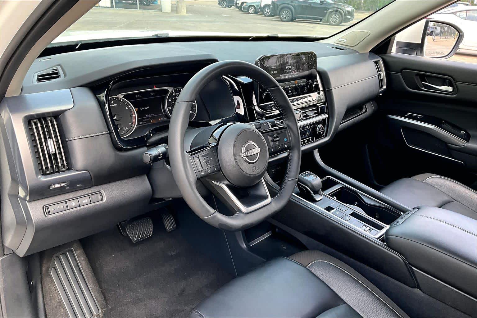 2023 Nissan Pathfinder SL Pearl White Tricoat at Lexus Southwest Houston