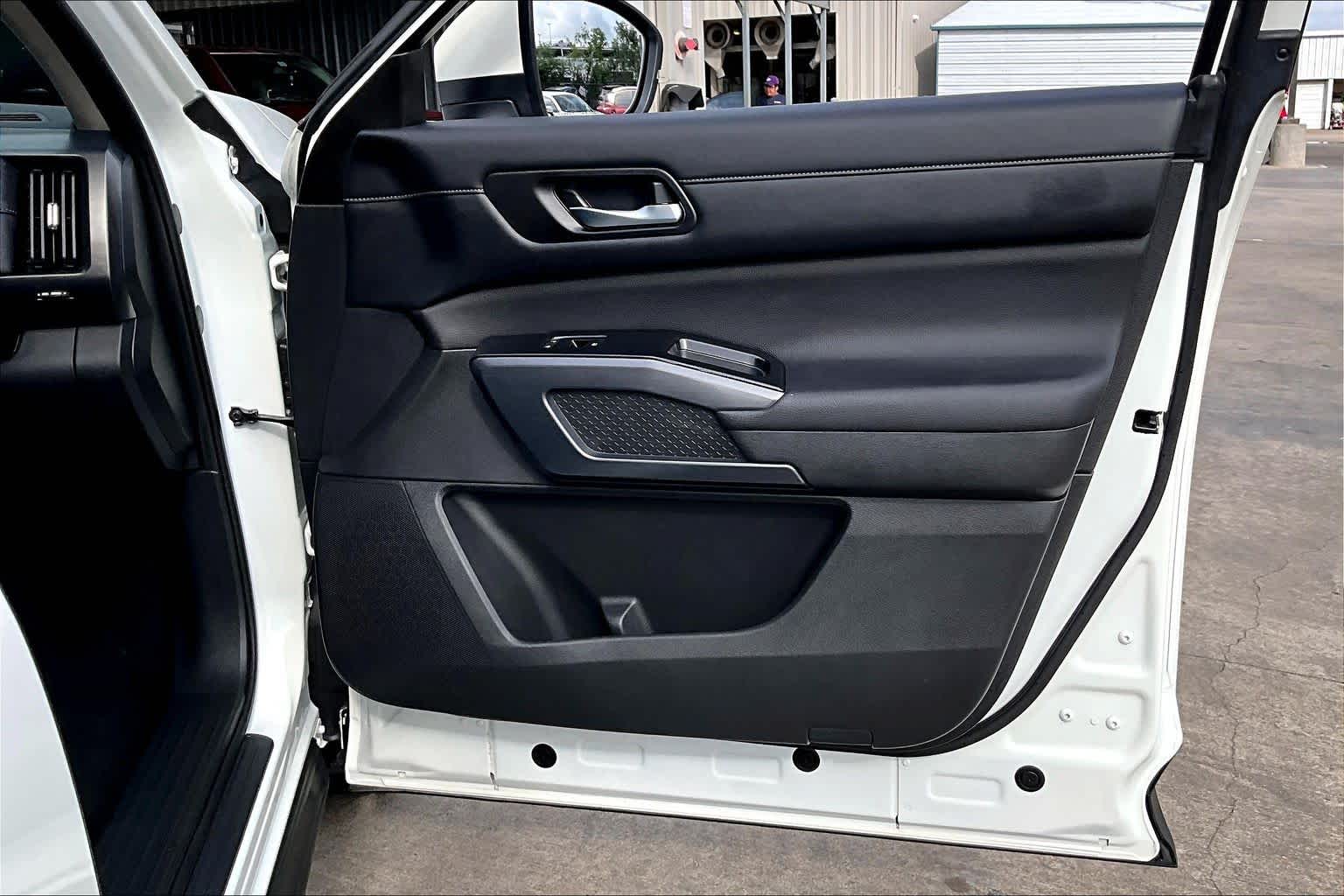 2023 Nissan Pathfinder SL Pearl White Tricoat at Lexus Southwest Houston