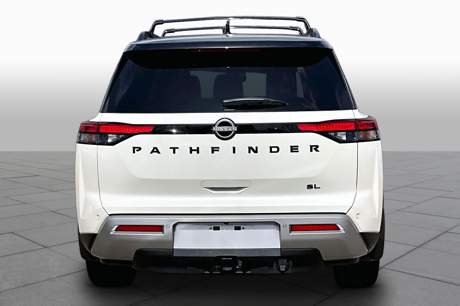 2023 Nissan Pathfinder SL Pearl White Tricoat/Super Black at Lone Star Chevrolet