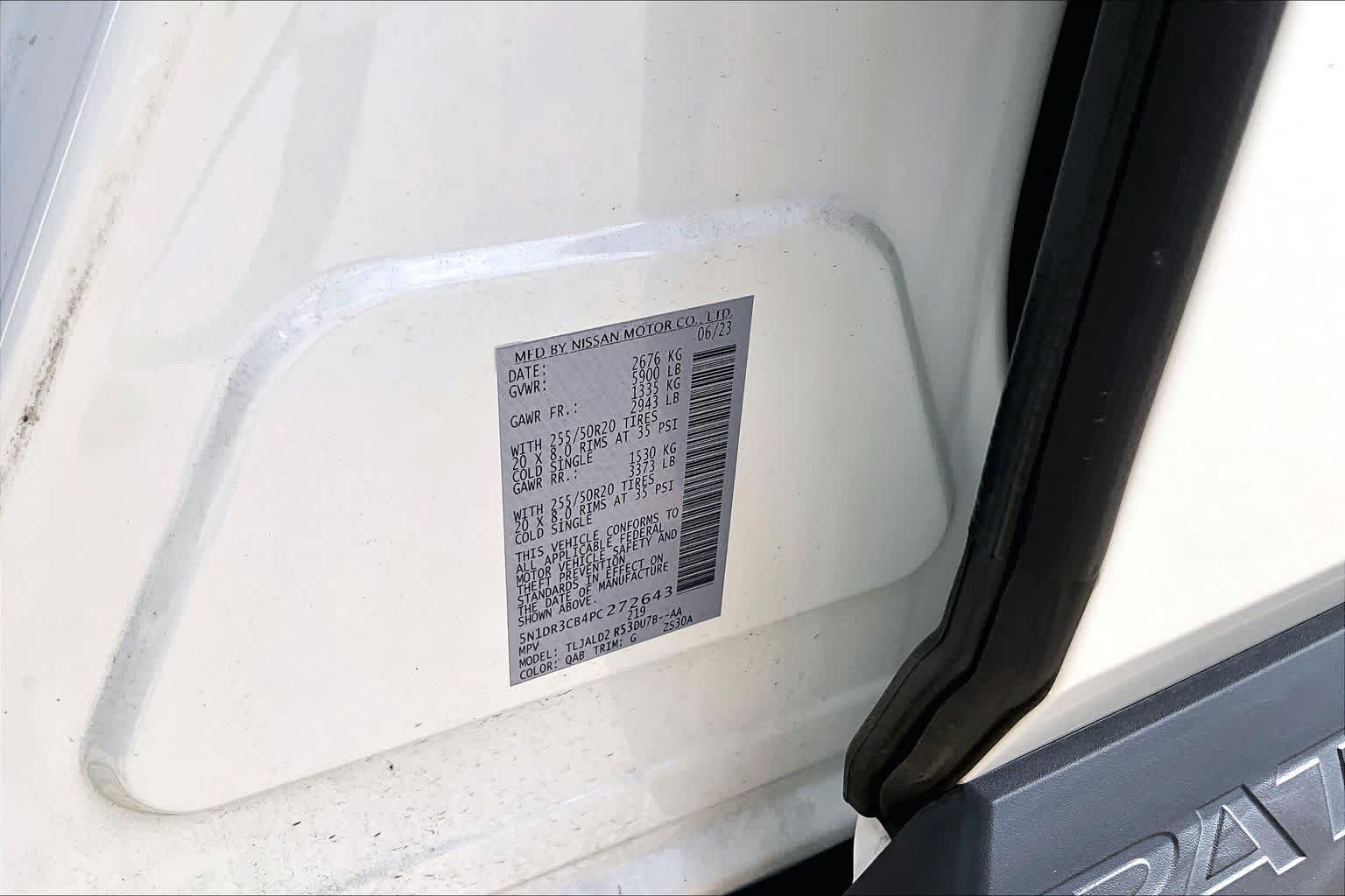 2023 Nissan Pathfinder SL Pearl White Tricoat/Super Black at Lone Star Chevrolet