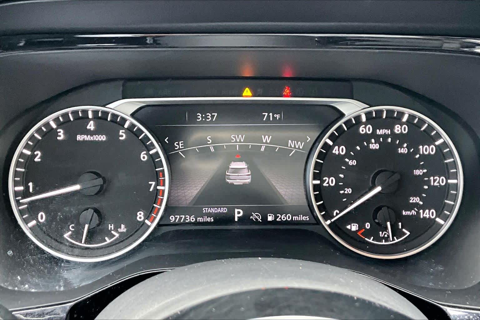 2022 Nissan Pathfinder photo 23 of 33