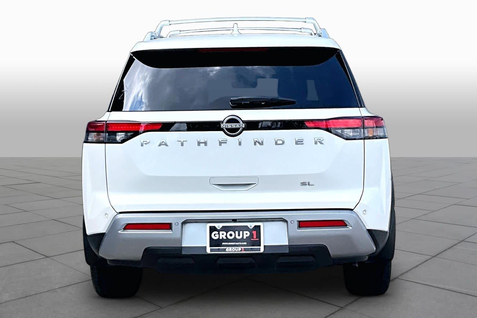 2024 Nissan Pathfinder SL Pearl White Tricoat at AutoNation USA Katy