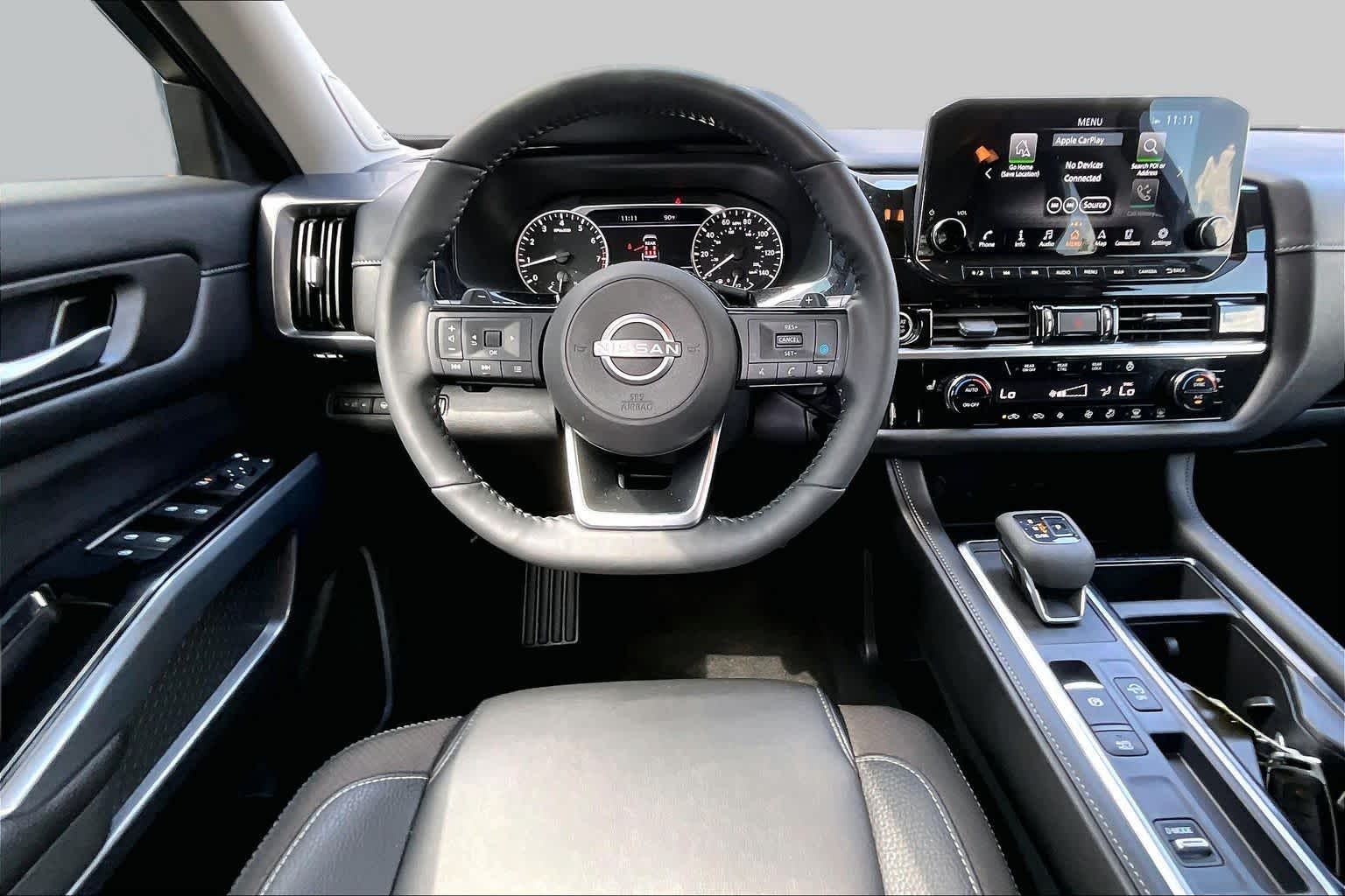 2024 Nissan Pathfinder SL Pearl White Tricoat at AutoNation USA Katy