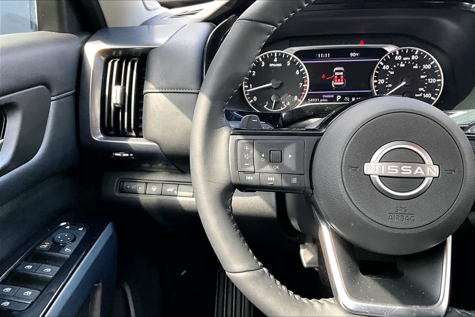 2024 Nissan Pathfinder SL Pearl White Tricoat at AutoNation USA Katy