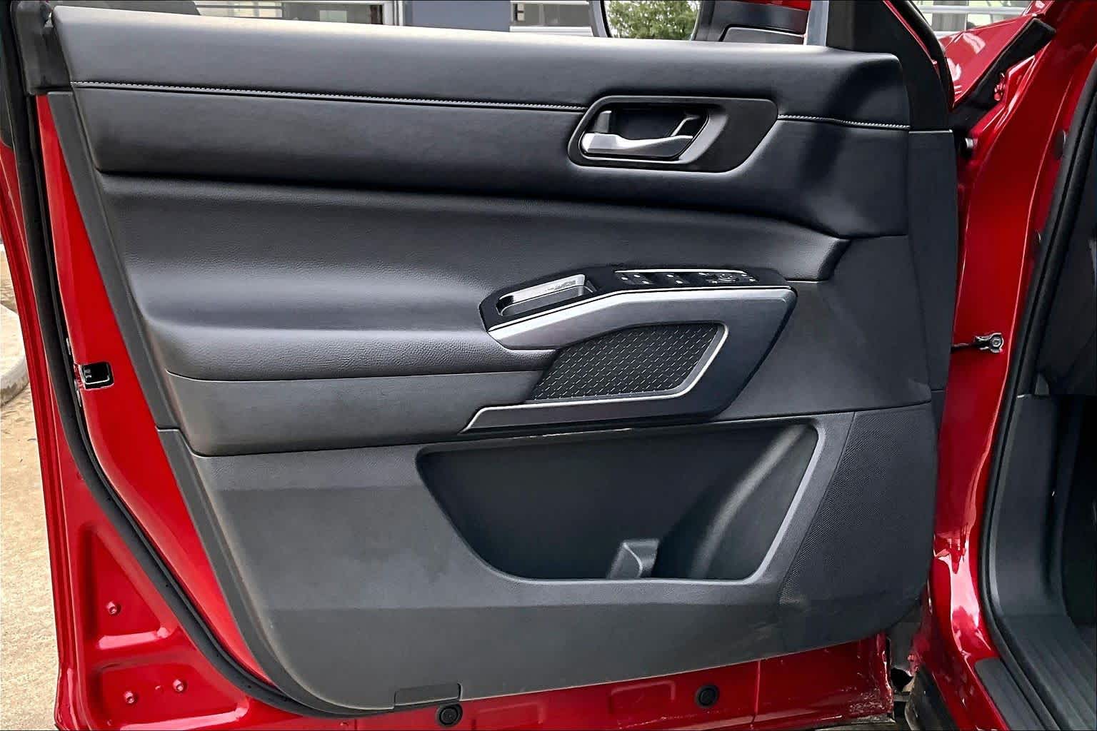 2023 Nissan Pathfinder SL Scarlet Ember Tintcoat at Davis Chevrolet