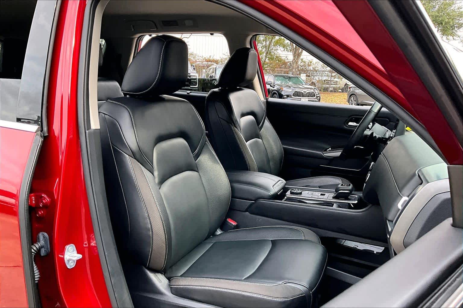 2023 Nissan Pathfinder SL Scarlet Ember Tintcoat at Davis Chevrolet