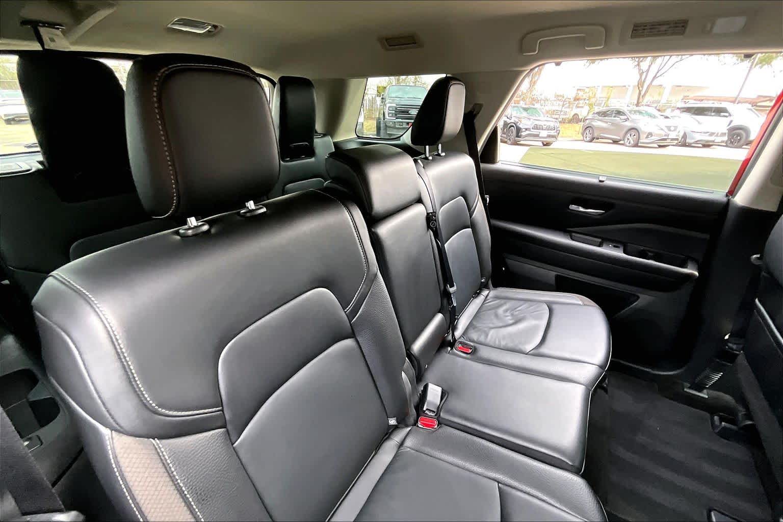 2023 Nissan Pathfinder SL Scarlet Ember Tintcoat at Davis Chevrolet