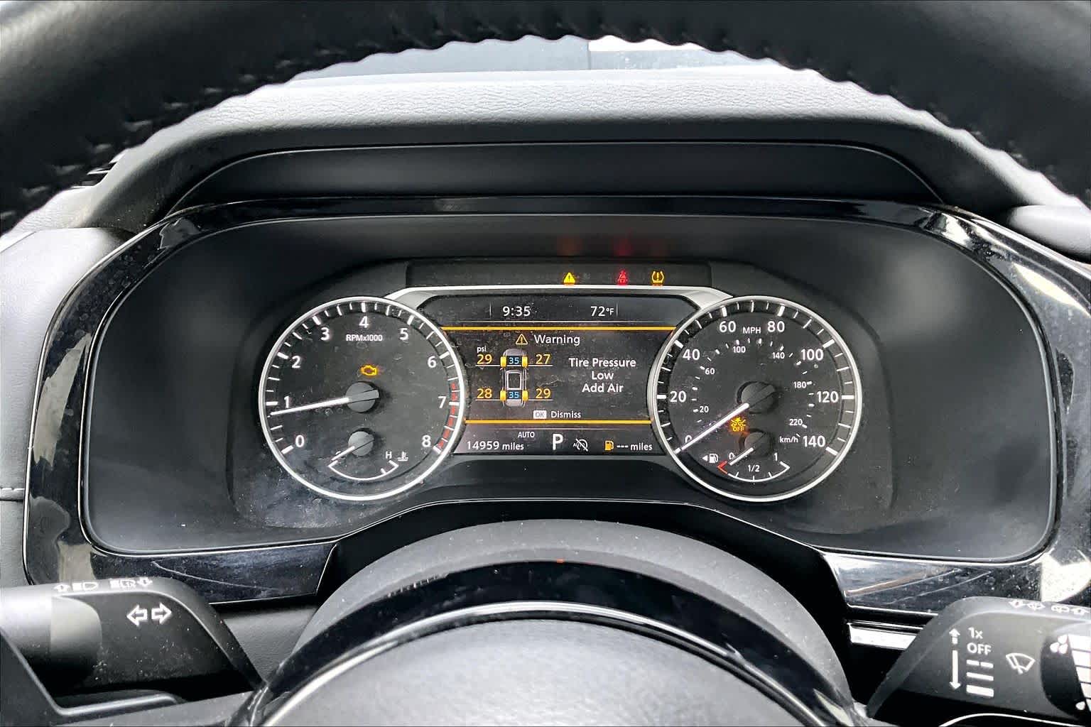 2024 Nissan Pathfinder SL Pearl White Tricoat/Super Black at Sterling McCall Nissan