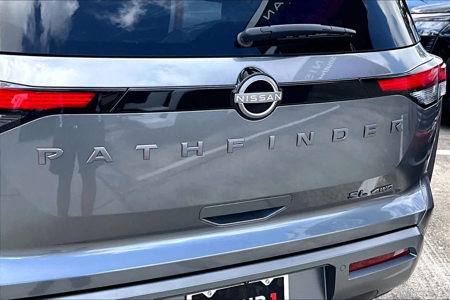 2026 Nissan Pathfinder SL Gun Metallic at Sterling McCall Nissan