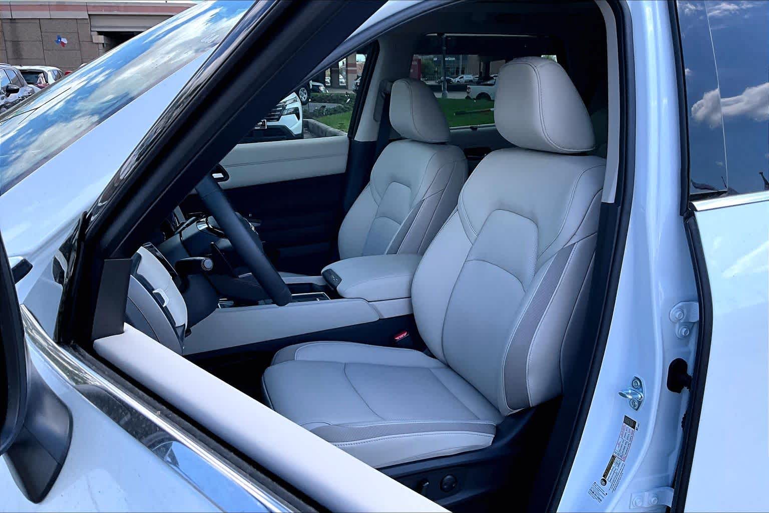 2026 Nissan Pathfinder SL Everest White Pearl Tricoat at Sterling McCall Nissan