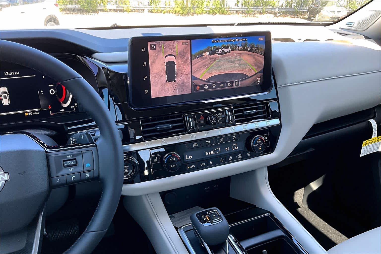 2026 Nissan Pathfinder SL Everest White Pearl Tricoat at Sterling McCall Nissan